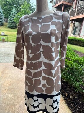 Taupe & White Patterned Shift Dress - Women